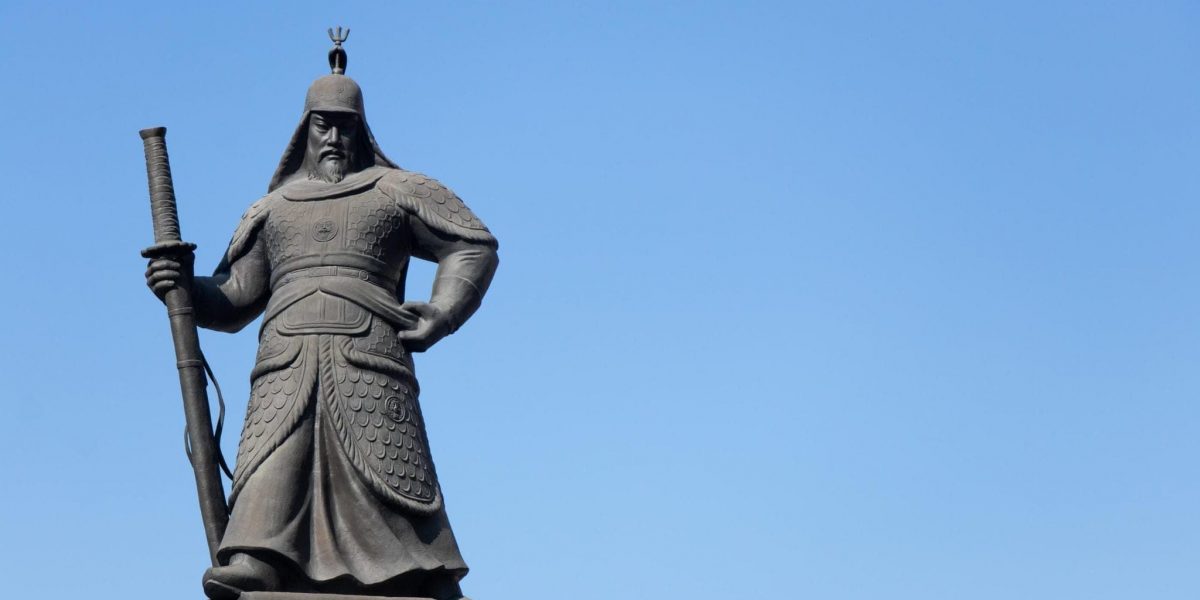 a photo of a statue of Admiral Yi Sun-Sin